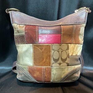 Coach shoulder bag, signature patchwork.   22-H7Cc